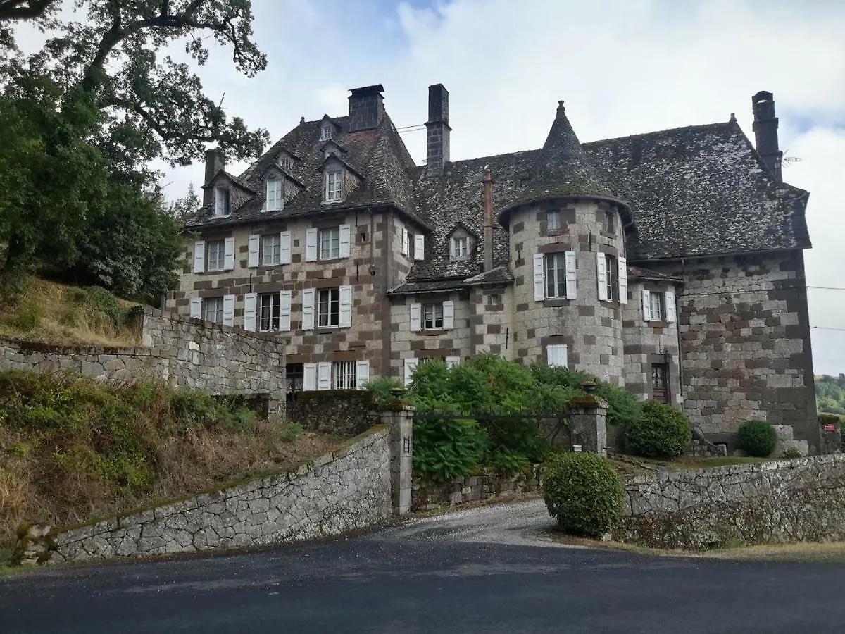 Chateau De Courbelimagne, Raulhac Couette-café